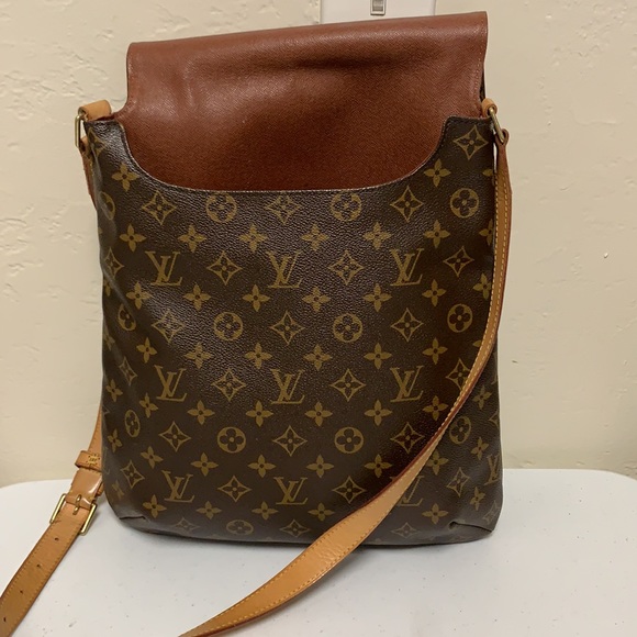 Louis Vuitton Salsa Monogram Crossbody - Picture 10 of 16
